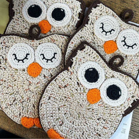 Black and Natural Tan Crocheted Owl Potholders, Kitchen Decor - Picture 5 of 6